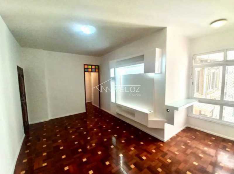 Apartamento à venda com 3 quartos, 101m² - Foto 1