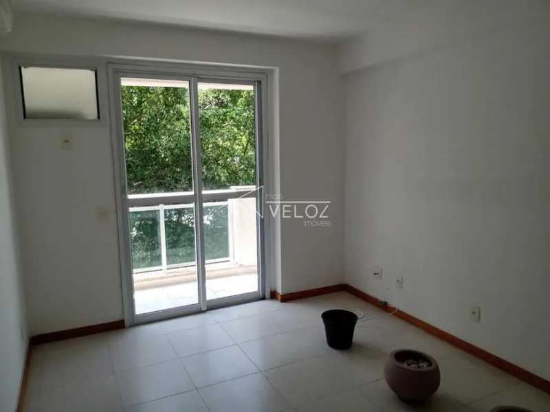 Apartamento à venda com 3 quartos, 93m² - Foto 5