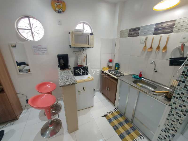 Kitnet e Studio à venda com 1 quarto, 21m² - Foto 10