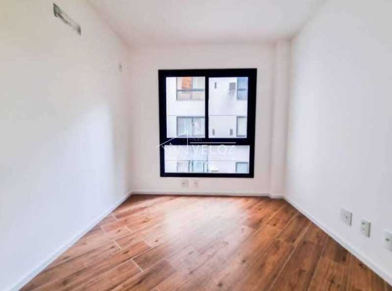 Apartamento à venda com 4 quartos, 130m² - Foto 28