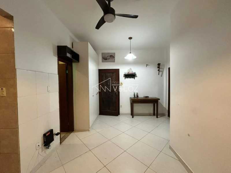 Apartamento à venda com 1 quarto, 37m² - Foto 2