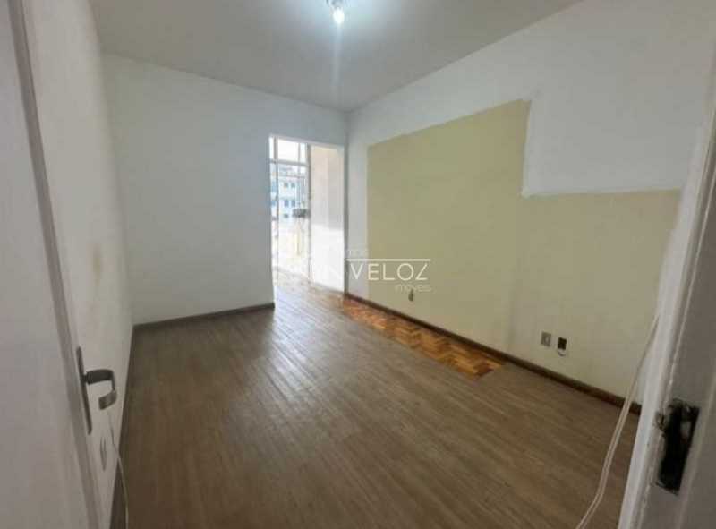 Apartamento à venda com 2 quartos, 77m² - Foto 16