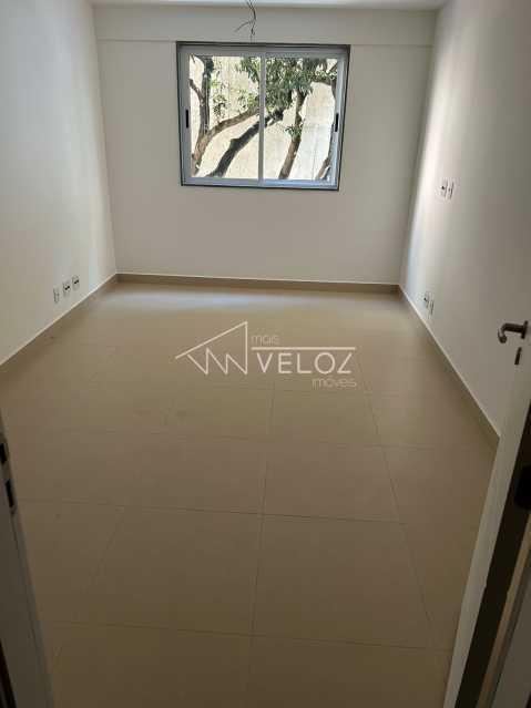 Apartamento à venda com 1 quarto, 39m² - Foto 2