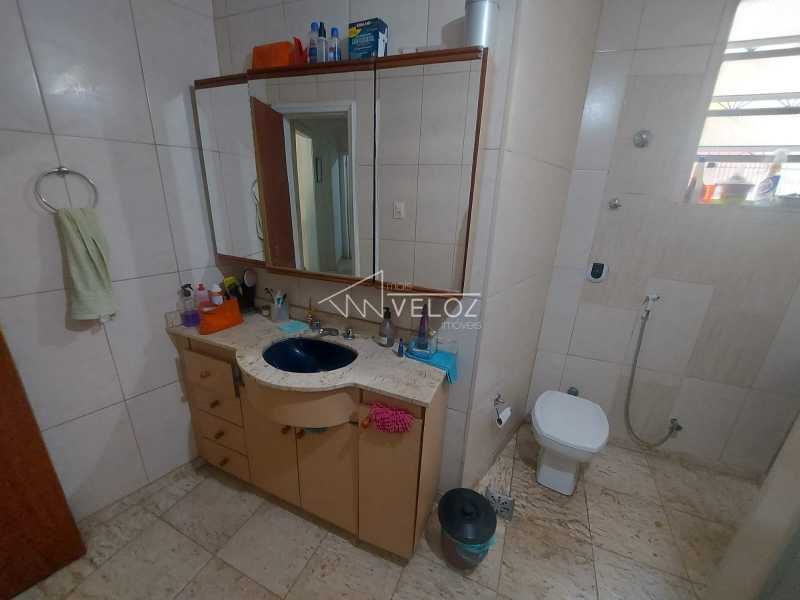 Apartamento à venda com 2 quartos, 100m² - Foto 26