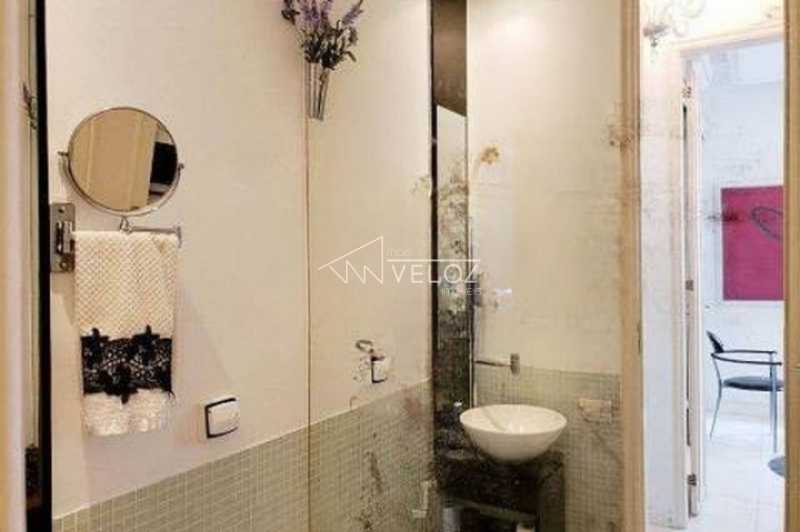 Apartamento à venda com 2 quartos, 70m² - Foto 21