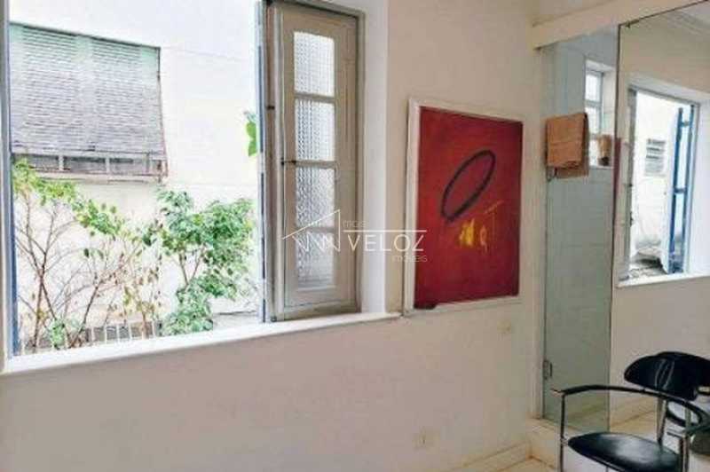 Apartamento à venda com 2 quartos, 70m² - Foto 15