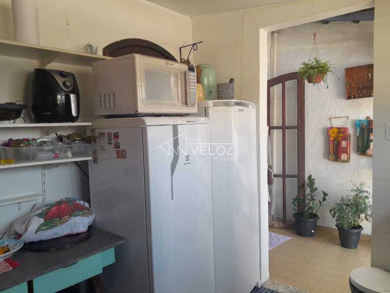 Apartamento à venda com 3 quartos, 101m² - Foto 18