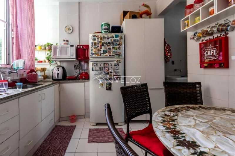 Apartamento à venda com 1 quarto, 59m² - Foto 24