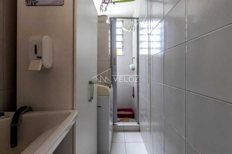 Apartamento à venda com 1 quarto, 59m² - Foto 27