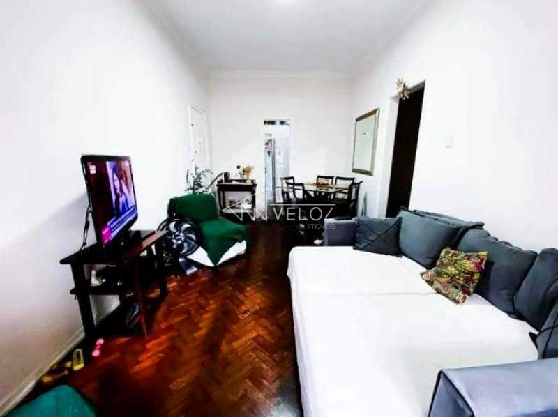 Apartamento à venda com 2 quartos, 68m² - Foto 3