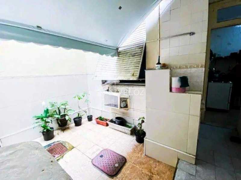 Apartamento à venda com 2 quartos, 68m² - Foto 24