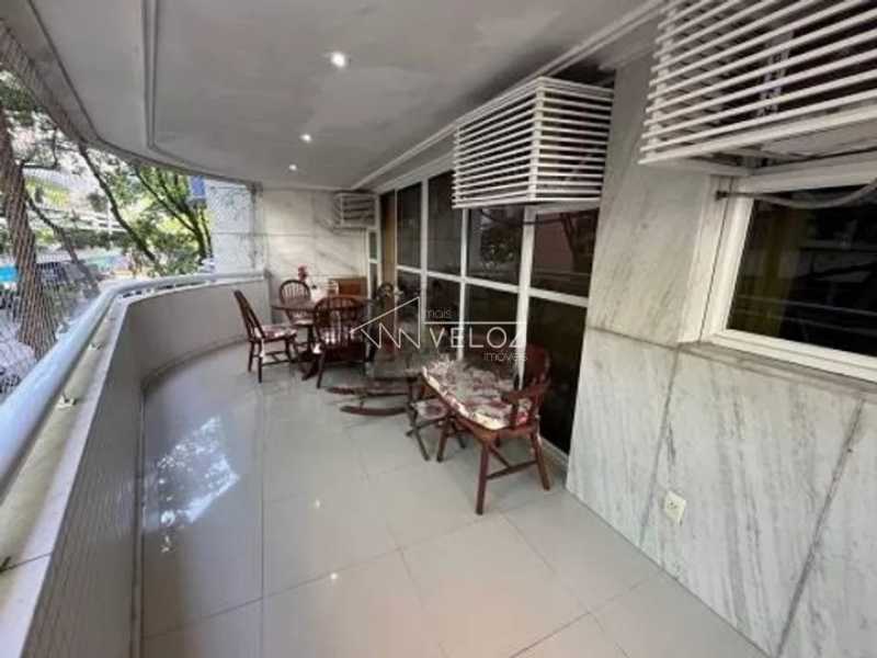 Apartamento à venda com 3 quartos, 120m² - Foto 2