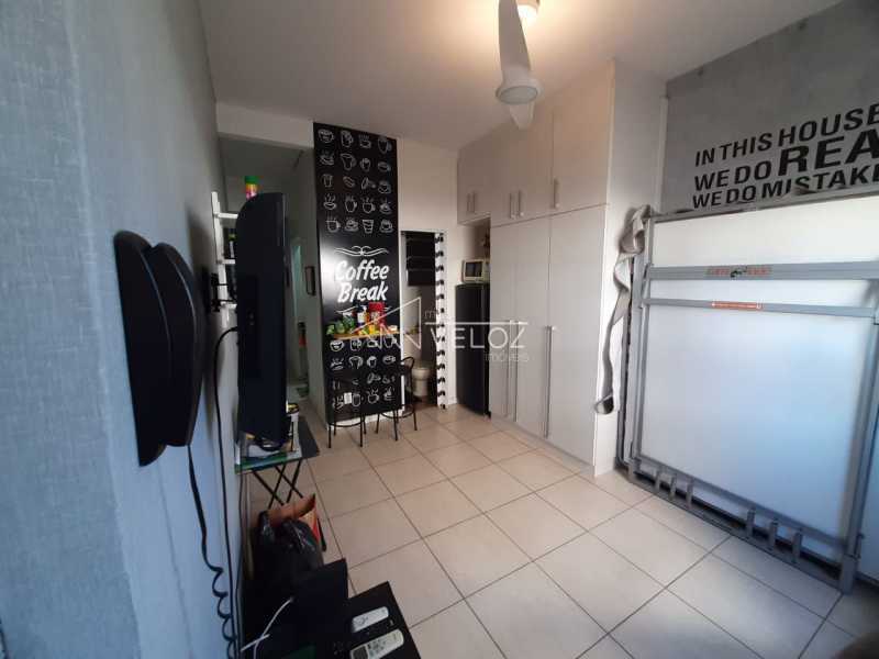 Kitnet e Studio à venda, 21m² - Foto 1