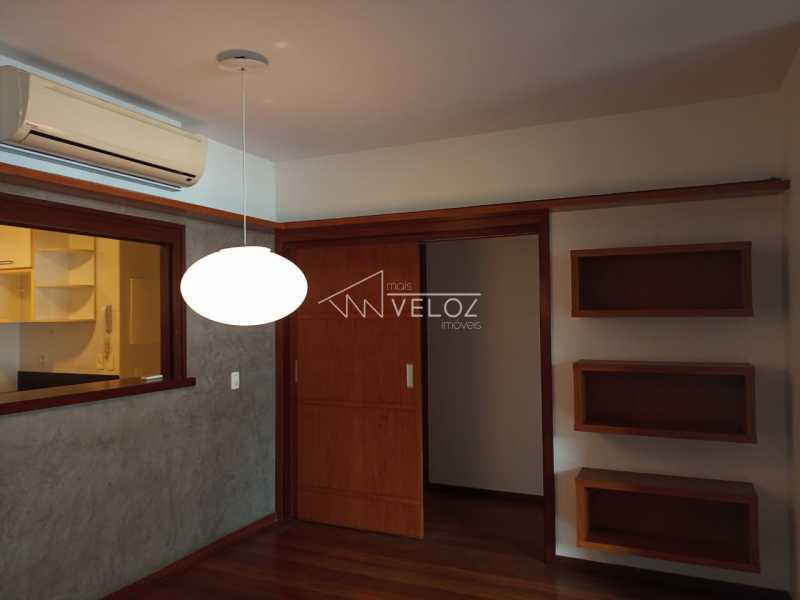 Apartamento à venda com 3 quartos, 113m² - Foto 2