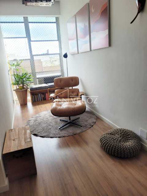 Apartamento à venda com 2 quartos, 95m² - Foto 25