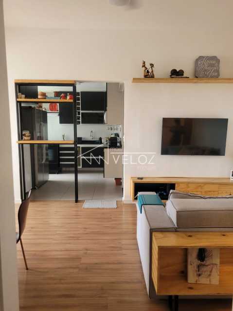 Apartamento à venda com 2 quartos, 95m² - Foto 3