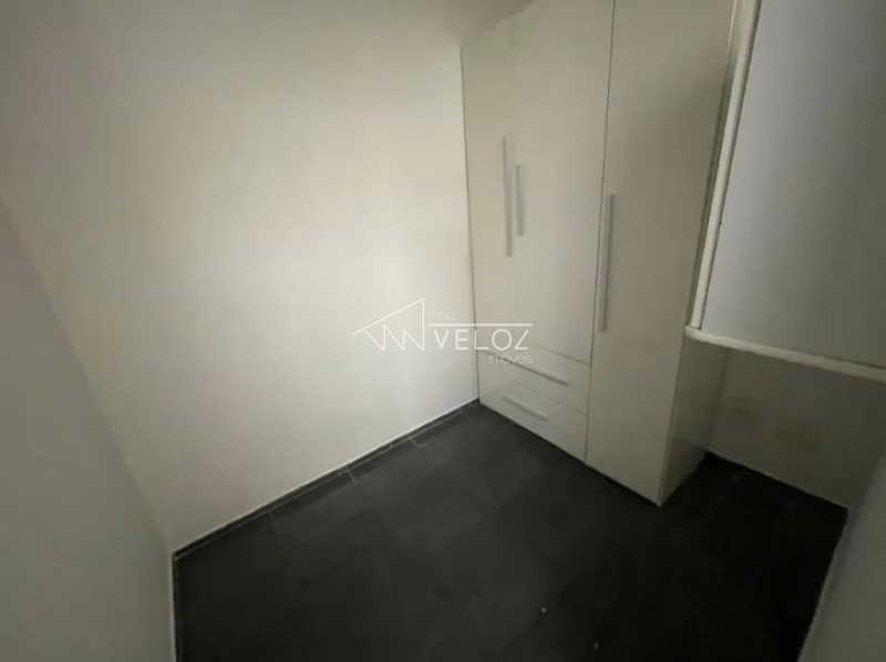 Apartamento à venda com 2 quartos, 80m² - Foto 25