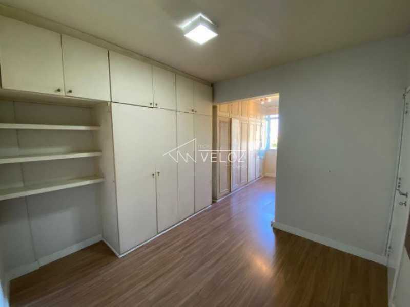 Apartamento à venda com 2 quartos, 71m² - Foto 5