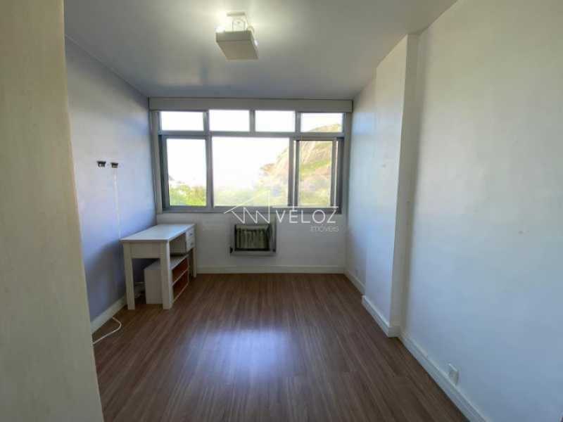 Apartamento à venda com 2 quartos, 71m² - Foto 8