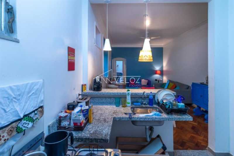 Apartamento à venda com 3 quartos, 85m² - Foto 23