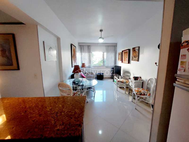 Apartamento à venda com 2 quartos, 61m² - Foto 7