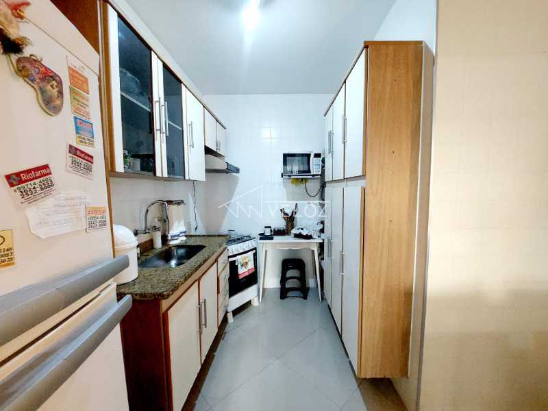 Apartamento à venda com 2 quartos, 61m² - Foto 11