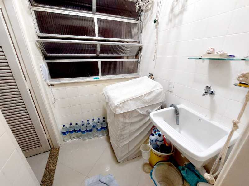 Apartamento à venda com 2 quartos, 61m² - Foto 20