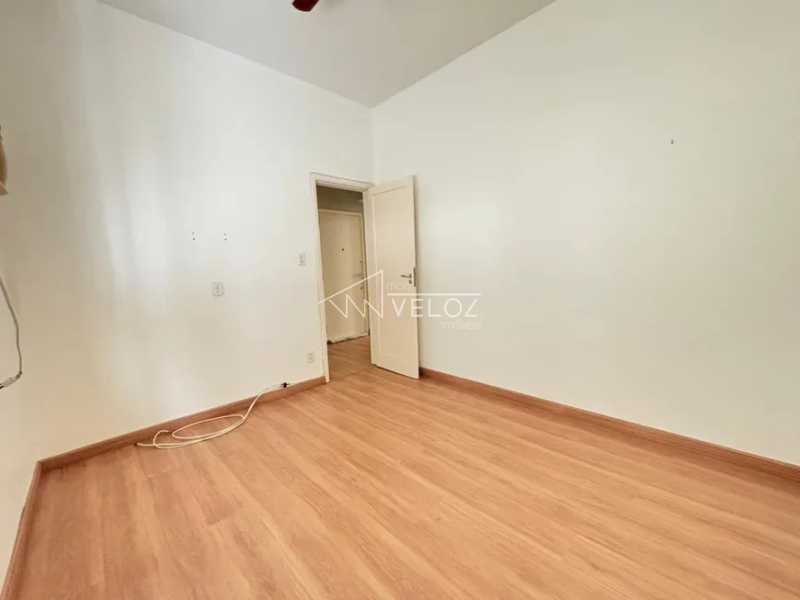 Apartamento à venda com 1 quarto, 39m² - Foto 2