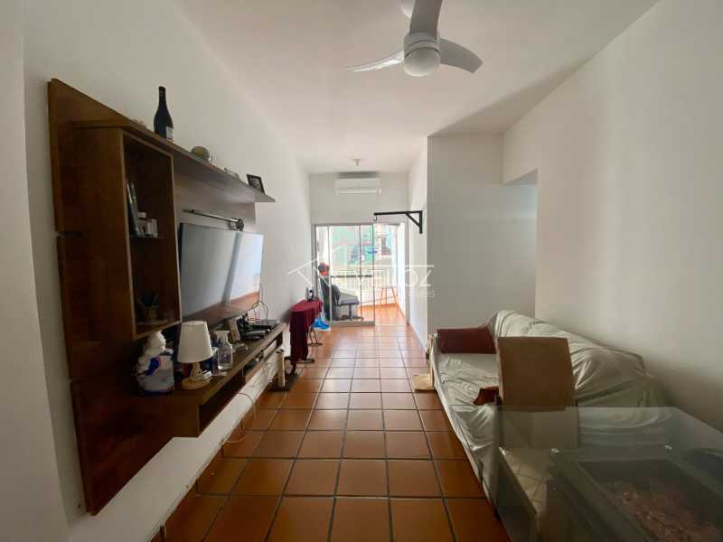 Apartamento à venda com 1 quarto, 57m² - Foto 1