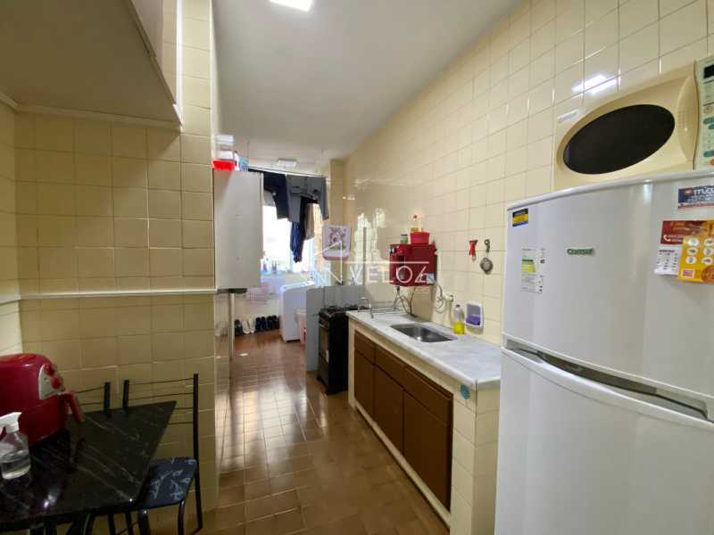 Apartamento à venda com 1 quarto, 57m² - Foto 12