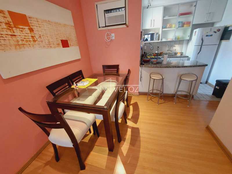 Apartamento à venda com 2 quartos, 64m² - Foto 8