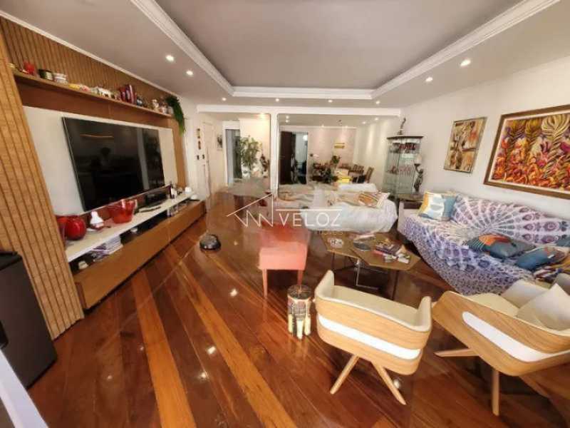 Apartamento à venda com 3 quartos, 235m² - Foto 5