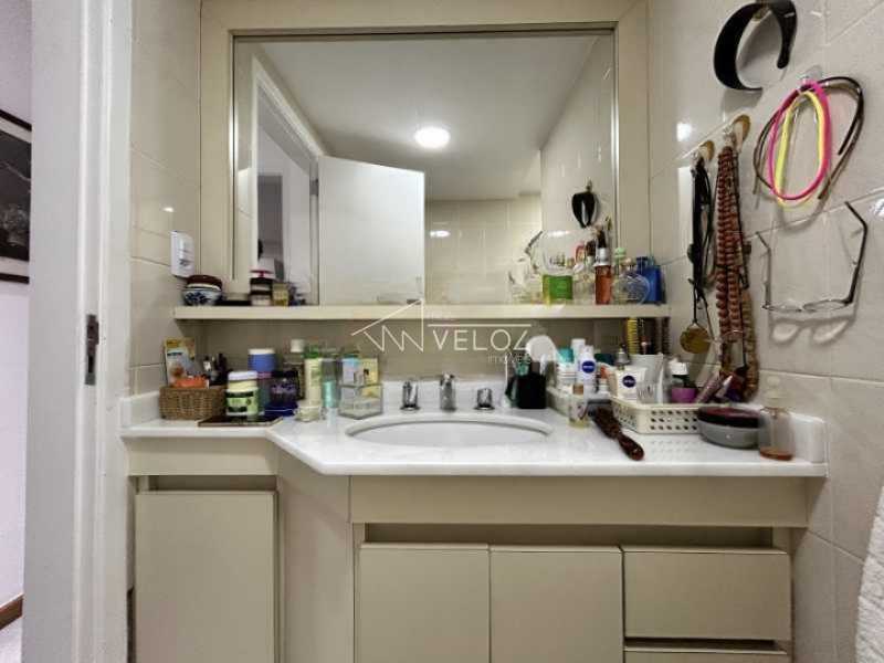 Apartamento à venda com 2 quartos, 82m² - Foto 13