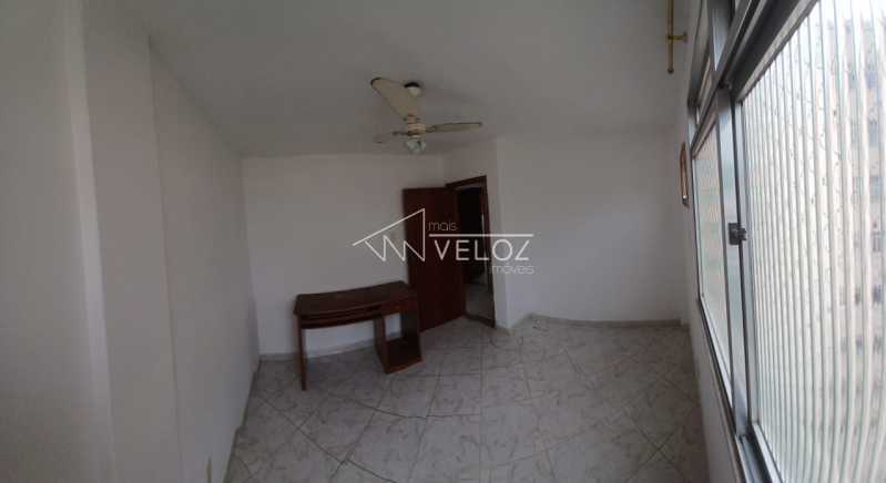 Apartamento à venda com 3 quartos, 68m² - Foto 1