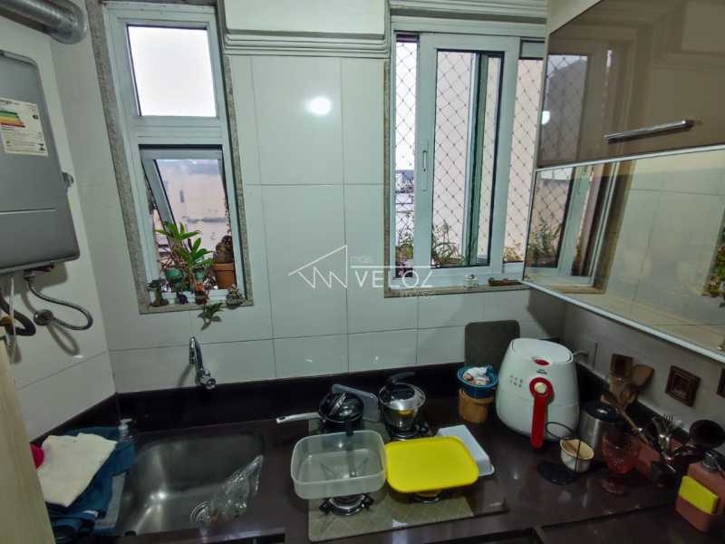 Apartamento à venda com 1 quarto, 48m² - Foto 13