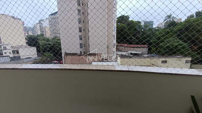 Apartamento à venda com 2 quartos, 84m² - Foto 8