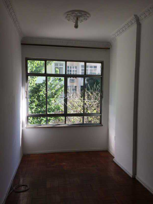 Apartamento à venda com 2 quartos, 73m² - Foto 2