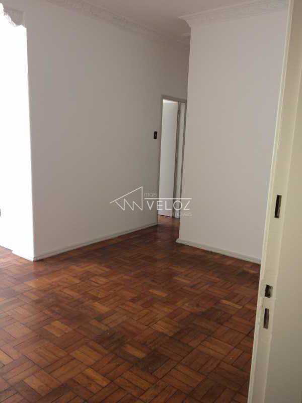 Apartamento à venda com 2 quartos, 73m² - Foto 7