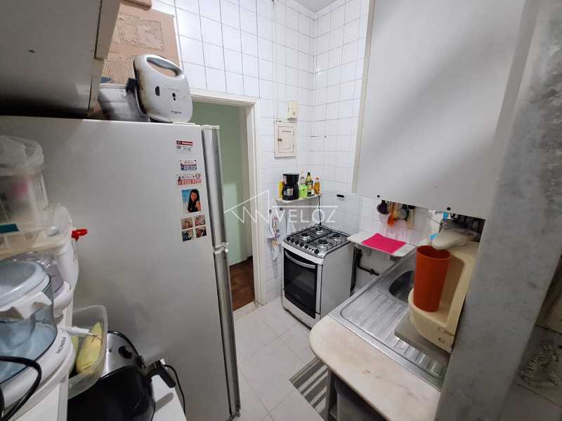 Apartamento à venda com 2 quartos, 62m² - Foto 8