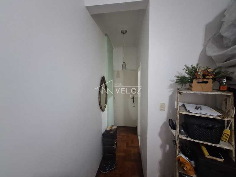 Apartamento à venda com 2 quartos, 62m² - Foto 17