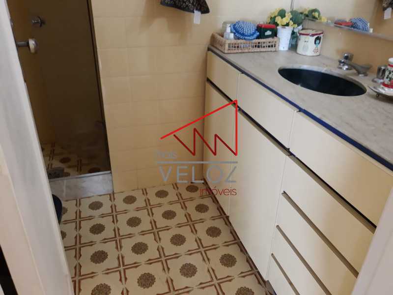 Apartamento à venda com 3 quartos, 140m² - Foto 27