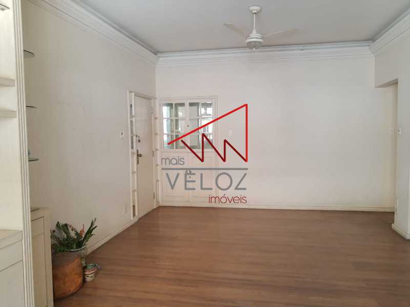 Apartamento à venda com 3 quartos, 140m² - Foto 12