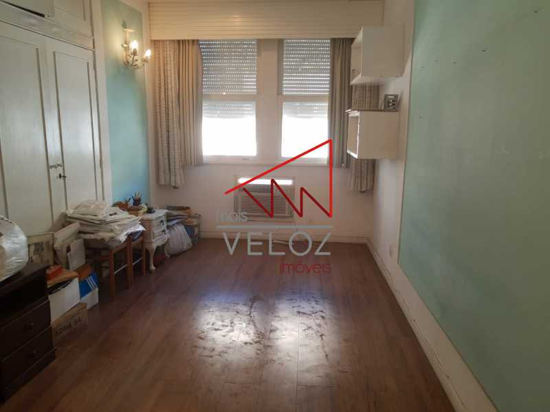 Apartamento à venda com 3 quartos, 140m² - Foto 18