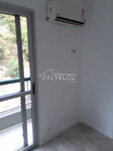 Apartamento à venda com 2 quartos, 72m² - Foto 2