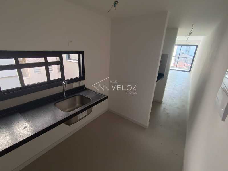 Apartamento à venda com 2 quartos, 60m² - Foto 12