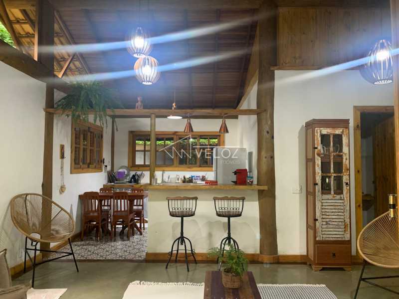 Casa de Condomínio à venda com 2 quartos, 80m² - Foto 2