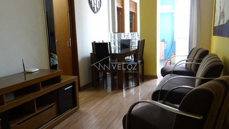 Apartamento à venda com 2 quartos, 67m² - Foto 1