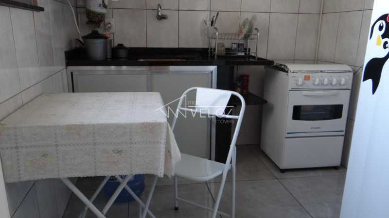 Apartamento à venda com 2 quartos, 67m² - Foto 13