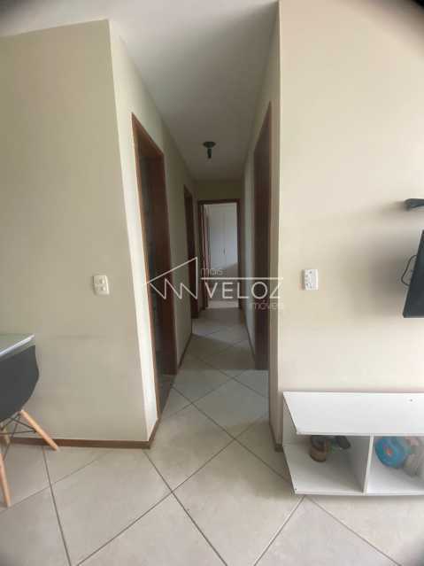 Apartamento à venda com 3 quartos, 93m² - Foto 2