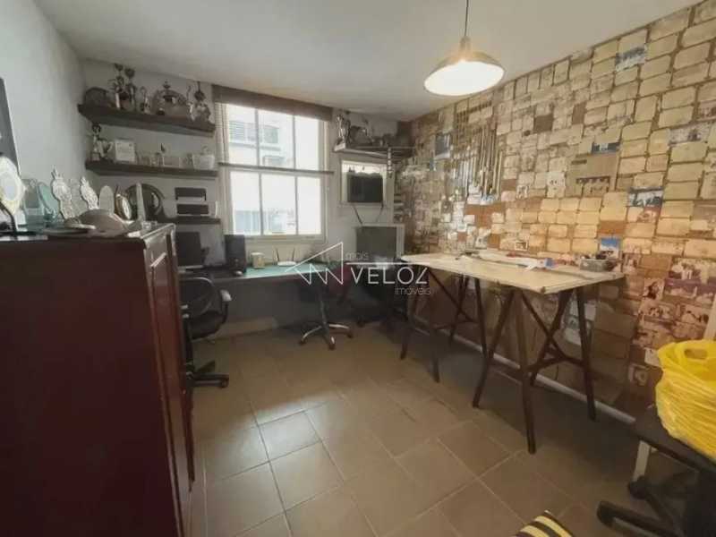 Cobertura à venda com 4 quartos, 214m² - Foto 8